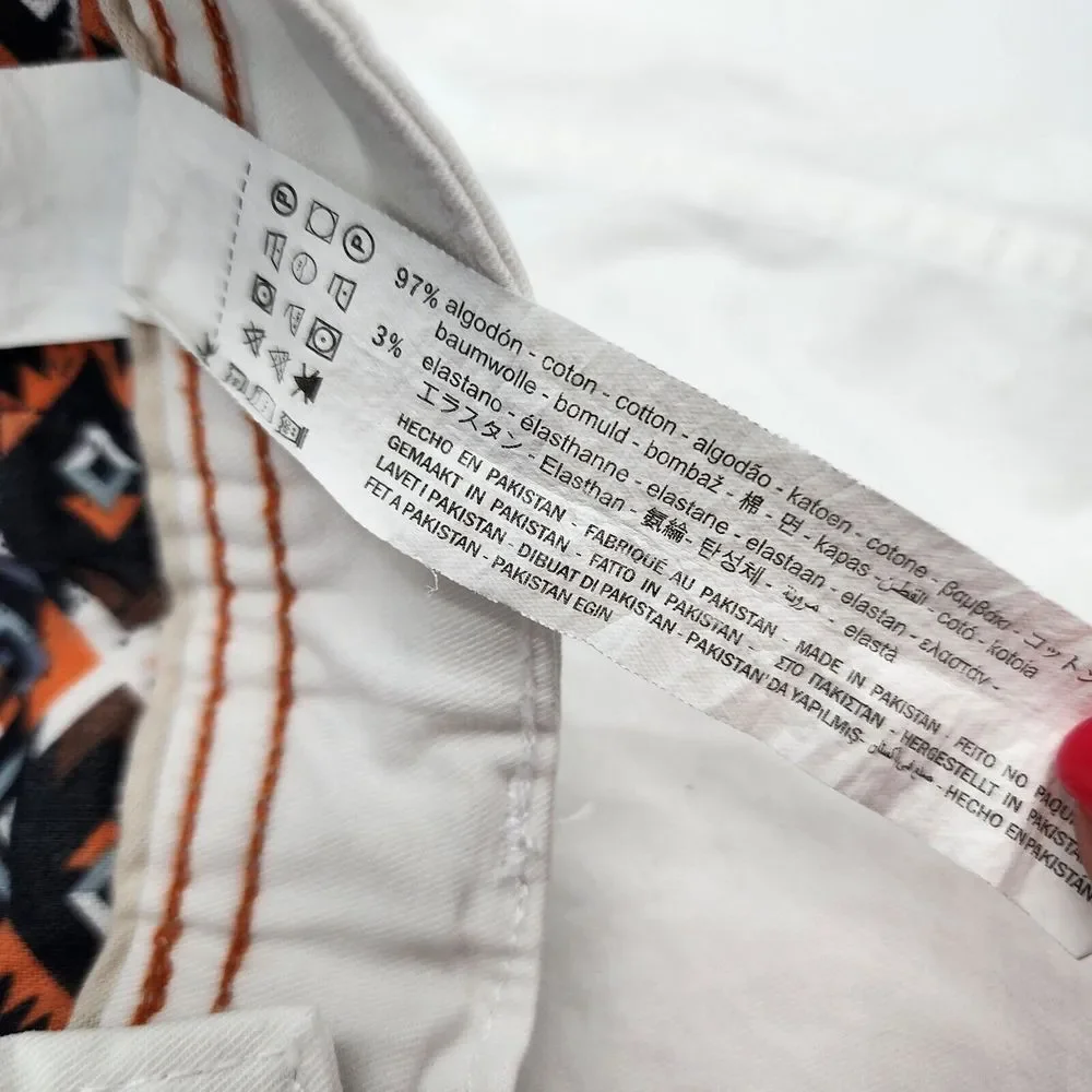 Zara Men's Size 32 Shorts White  Cotton‎ SEE PHOTOS READ
